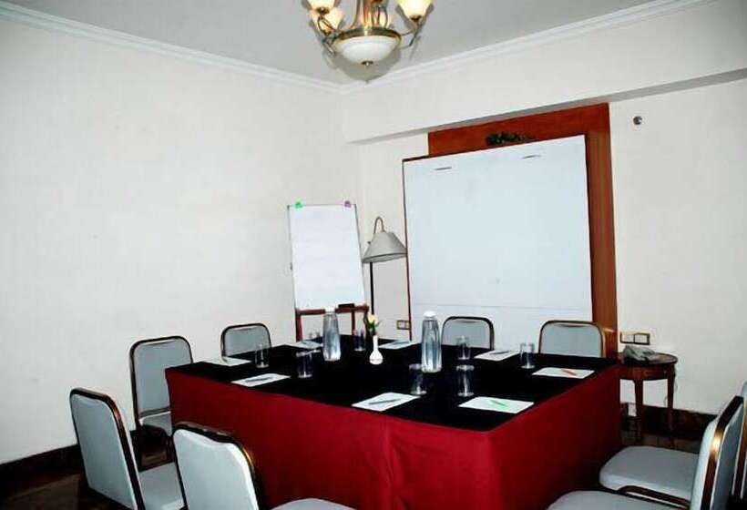 בית מלון כפרי Kamat Lingapur