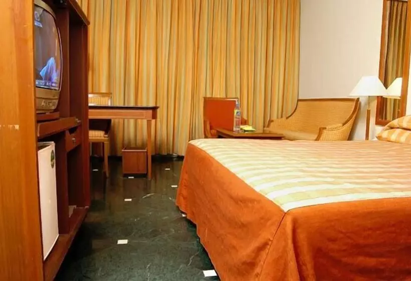 هتل Kamat Lingapur