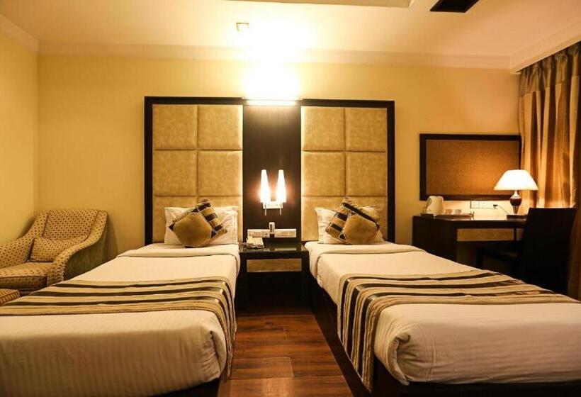 The Oakland Plaza By Orion Hotels