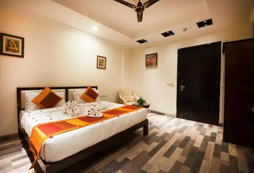 The Oakland Plaza By Orion Hotels