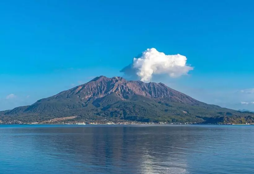 Отель Toyoko Inn Kagoshima Tenmonkan No2