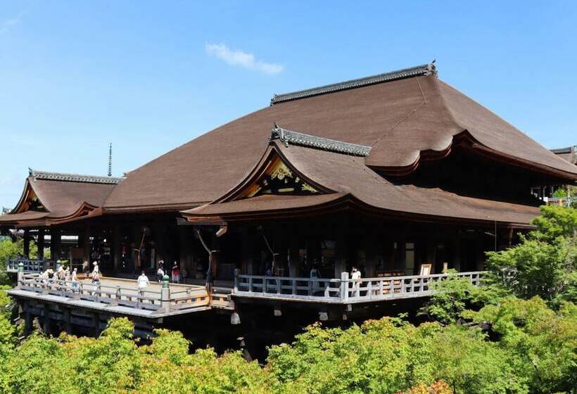 호텔 Toyoko Inn Kyoto Gojo-Karasuma