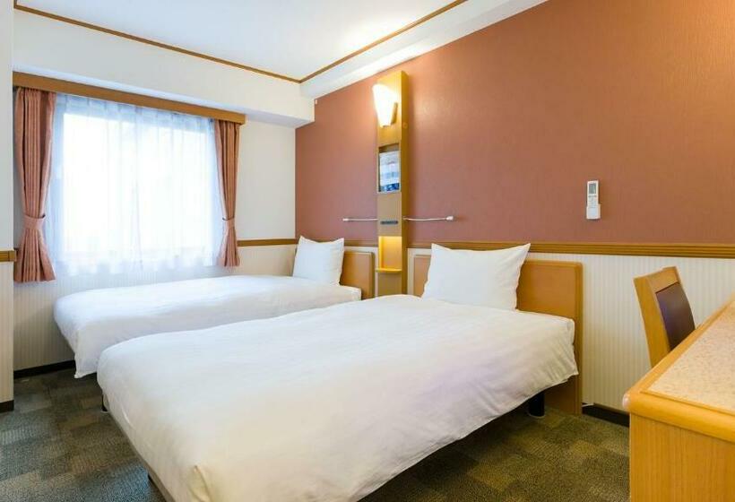 בית מלון כפרי Toyoko Inn Osaka Nanba