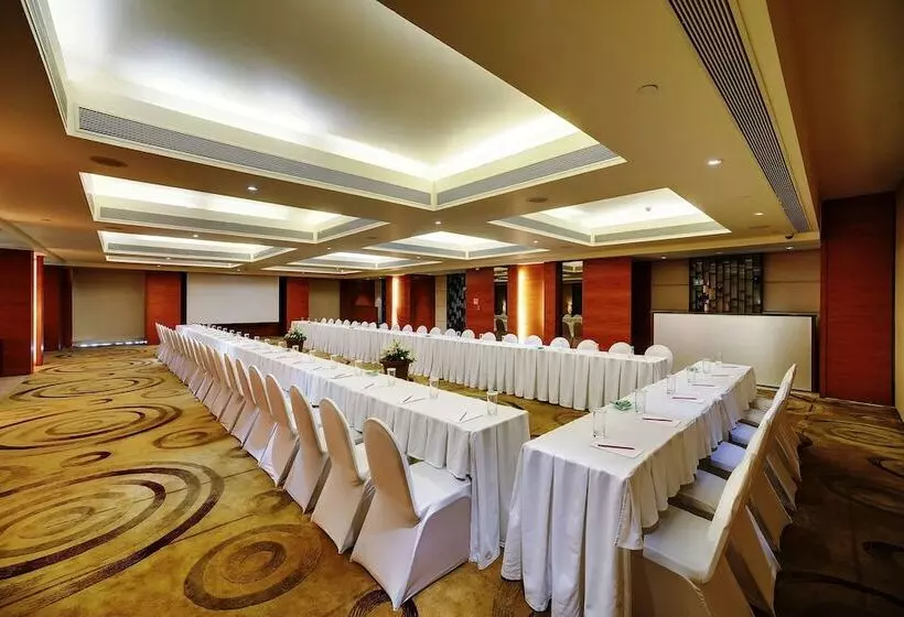 هتل Vivanta Goa, Panaji