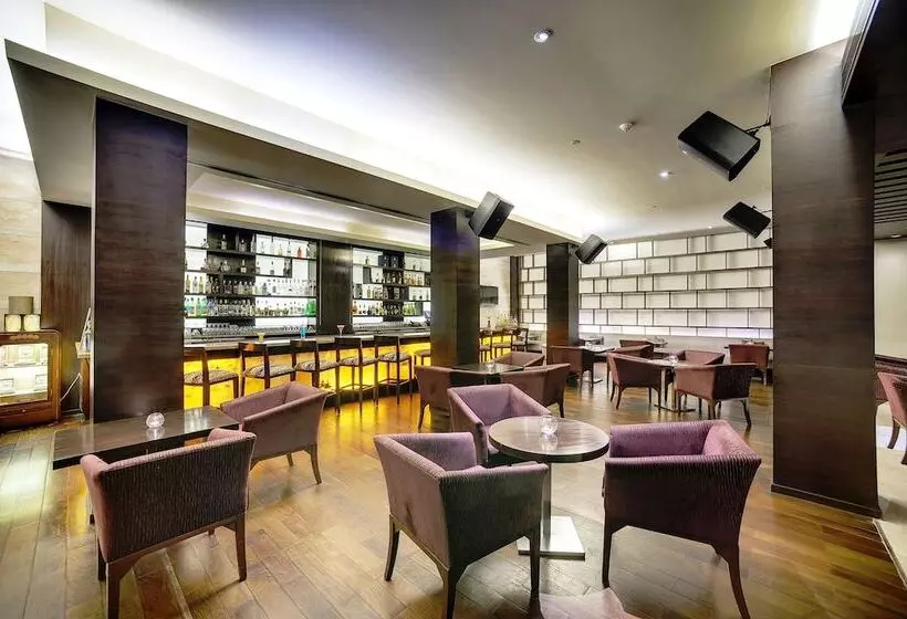 هتل Vivanta Goa, Panaji