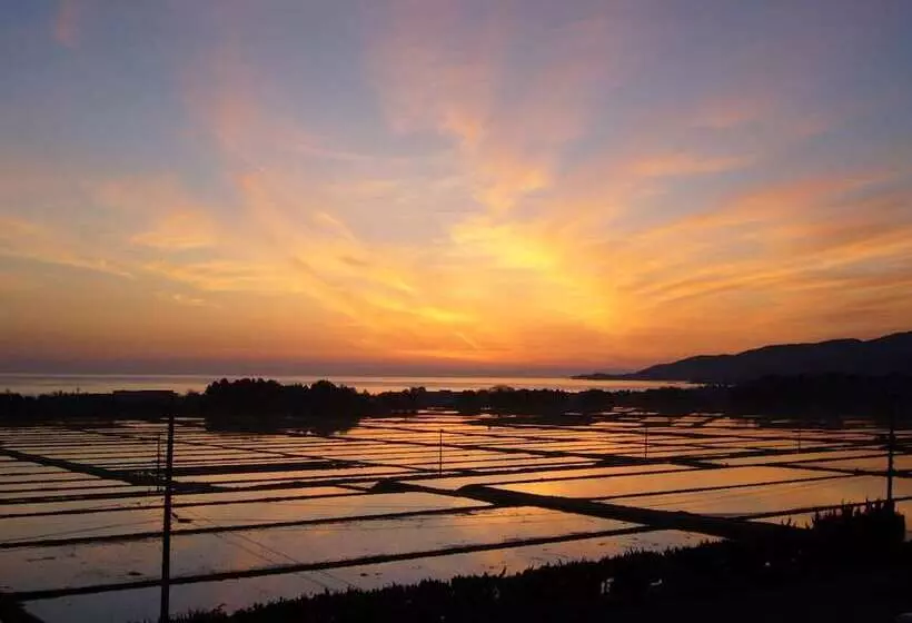 호텔 Sado Ryotsu Shiizaki Onsen