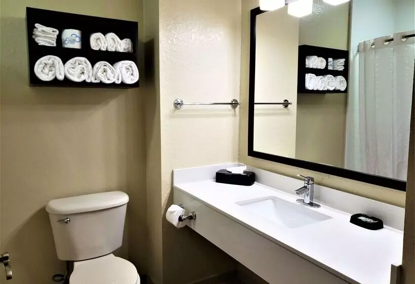 호텔 Best Western Edgewater Inn