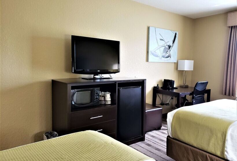 호텔 Best Western Edgewater Inn