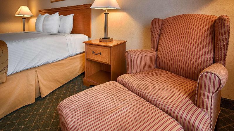 ホテル Best Western Executive Inn