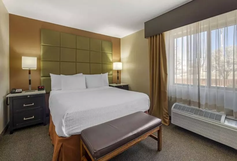 Szálloda Best Western Plus Country Inn & Suites