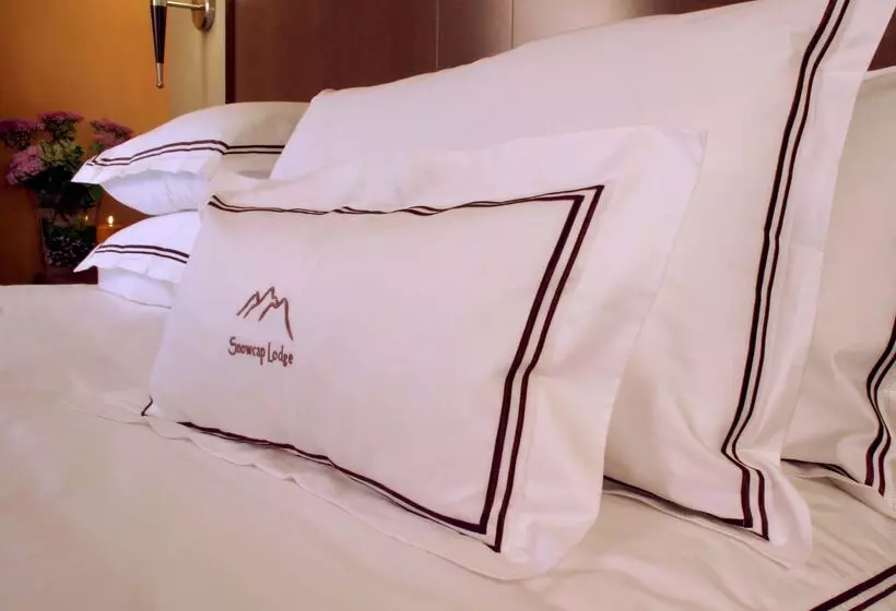 ホテル Best Western Snowcap Lodge