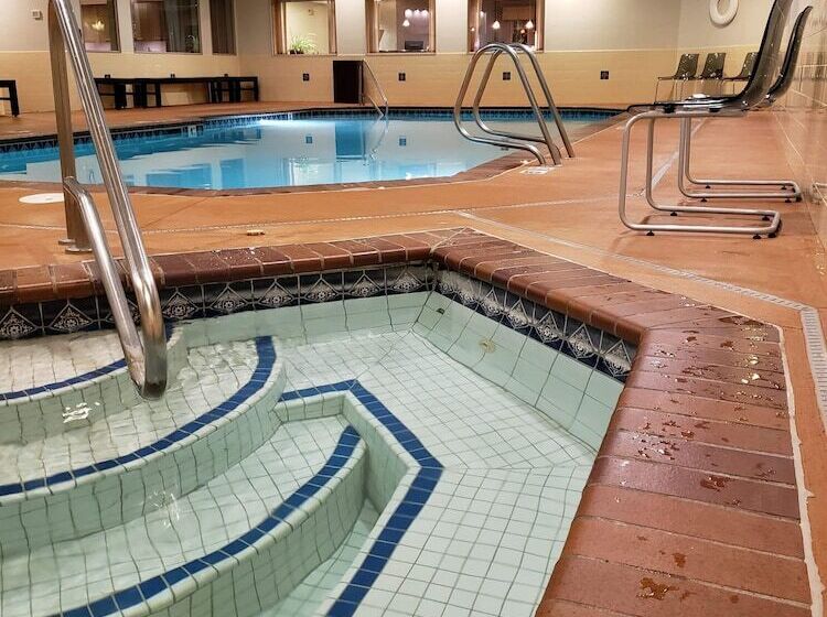 فندق Best Western Snowcap Lodge