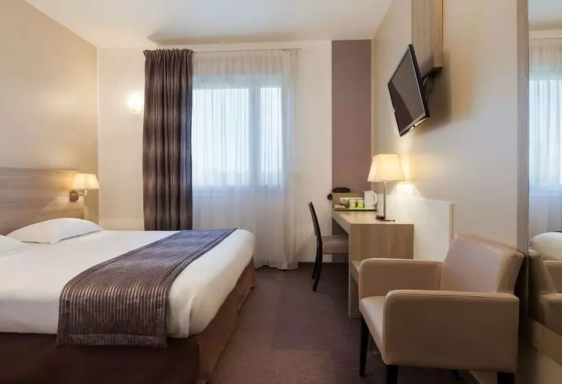 בית מלון כפרי Campanile Metz Nord Talange