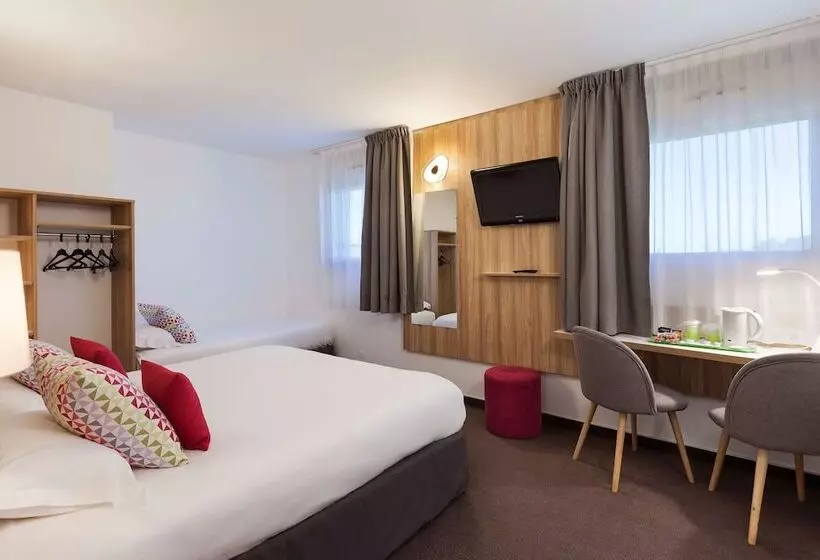 בית מלון כפרי Campanile Metz Nord Talange