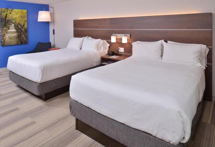 酒店 Holiday Inn Express And Suites Stevens Point By Ihg