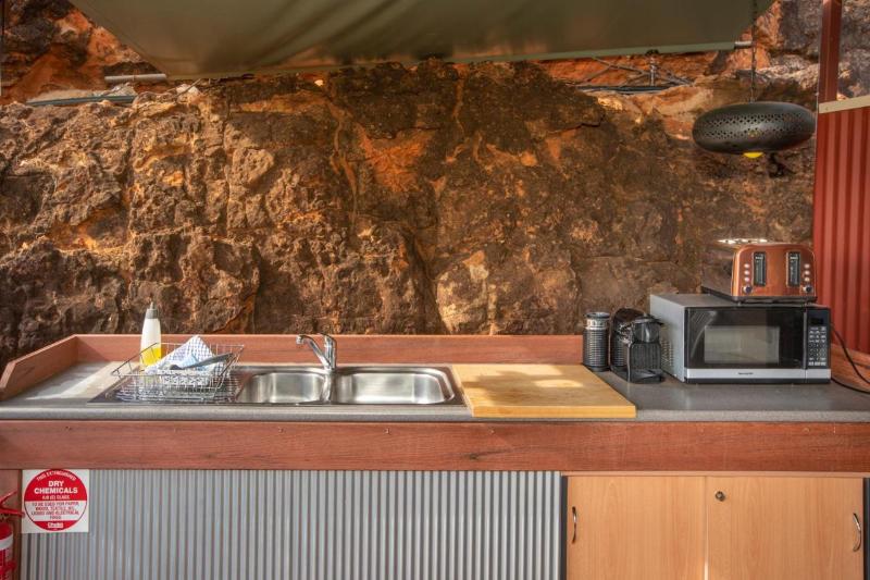 Отель Kings Creek Station