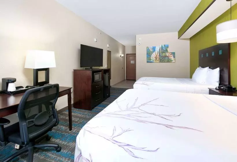 酒店 La Quinta By Wyndham Dallas Grand Prairie South