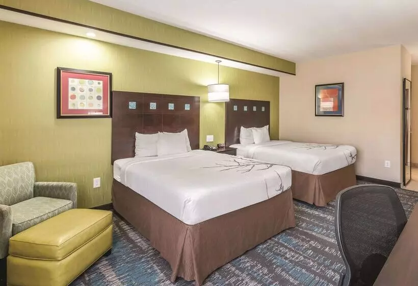 酒店 La Quinta By Wyndham Dallas Grand Prairie South