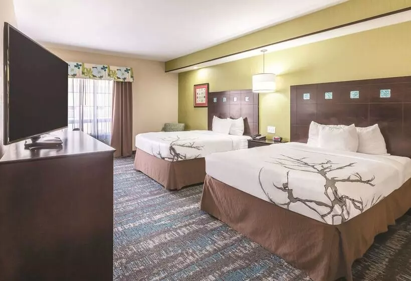 酒店 La Quinta By Wyndham Dallas Grand Prairie South