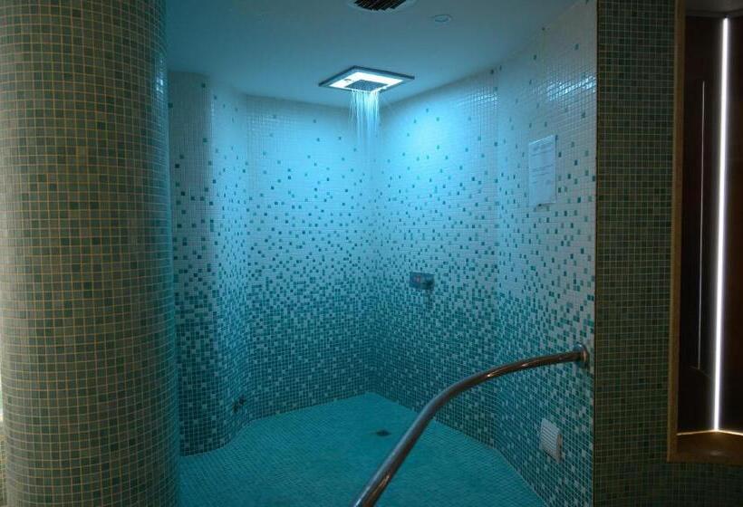 هتل Oriente Suites E Spa