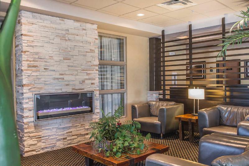 בית מלון כפרי Quality Inn & Suites