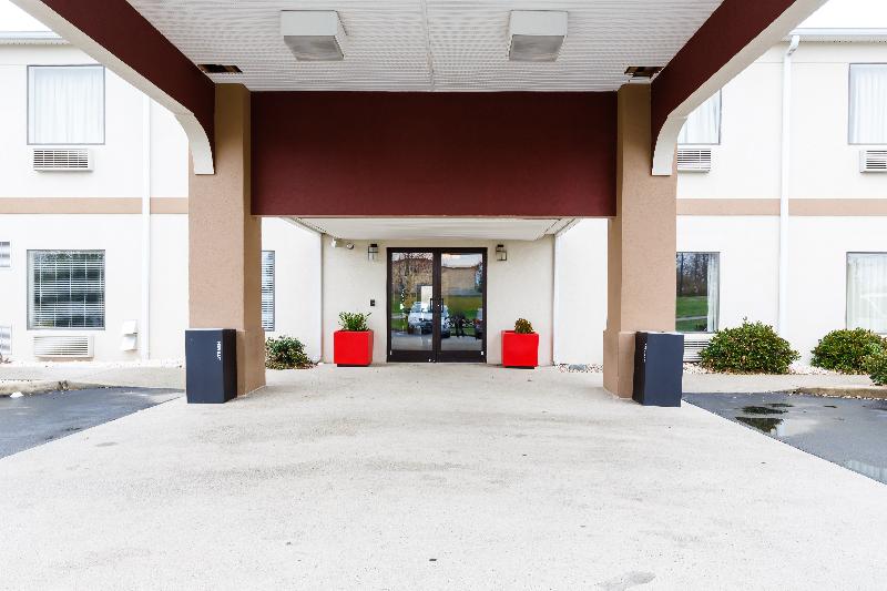 בית מלון כפרי Red Roof Inn Plus+ Danville, Ky