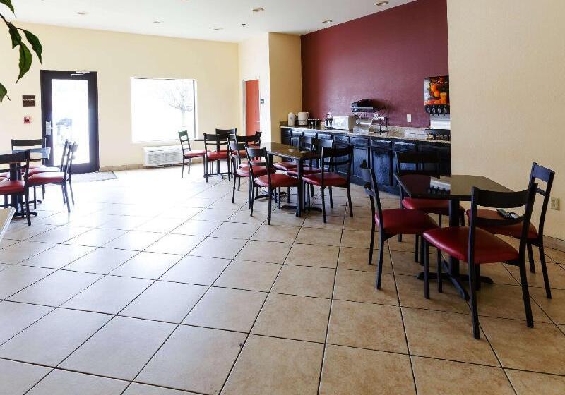 בית מלון כפרי Red Roof Inn Plus+ Danville, Ky