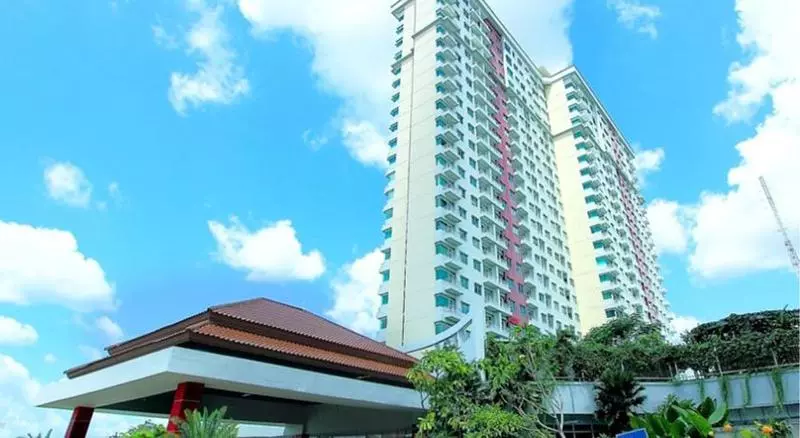 Hotelli Solo Paragon & Residences