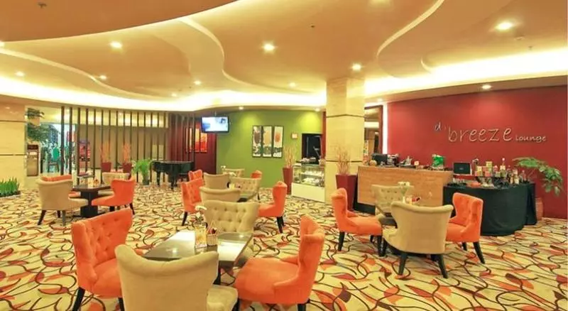 Hotelli Solo Paragon & Residences