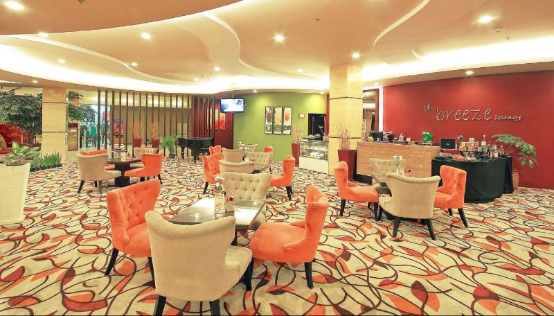 فندق Solo Paragon  & Residences