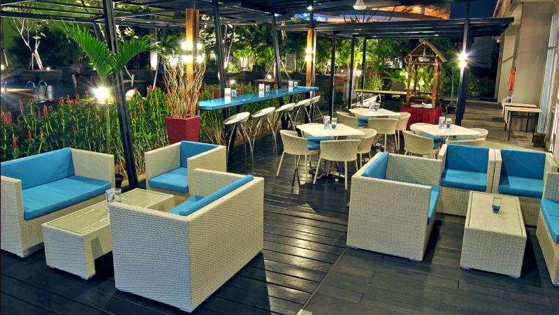 فندق Solo Paragon  & Residences