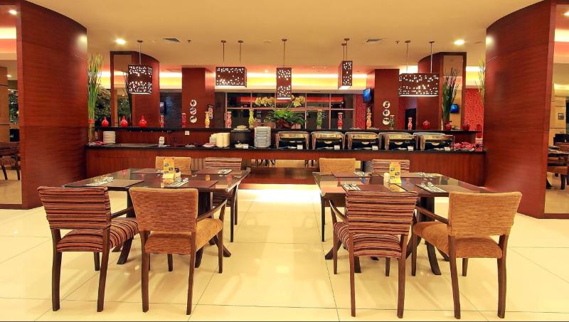 فندق Solo Paragon  & Residences