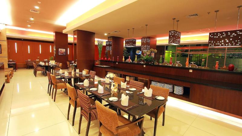 فندق Solo Paragon  & Residences