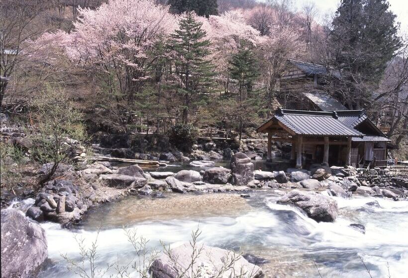 فندق Takaragawa Onsen Ousenkaku