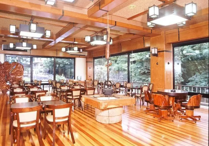 Otel Takaragawa Onsen Ousenkaku