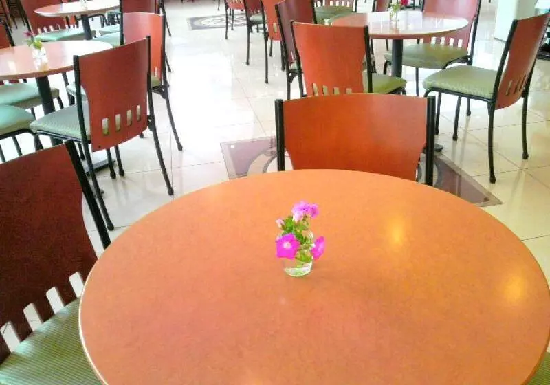 ホテル Toyoko Inn Fukui Ekimae