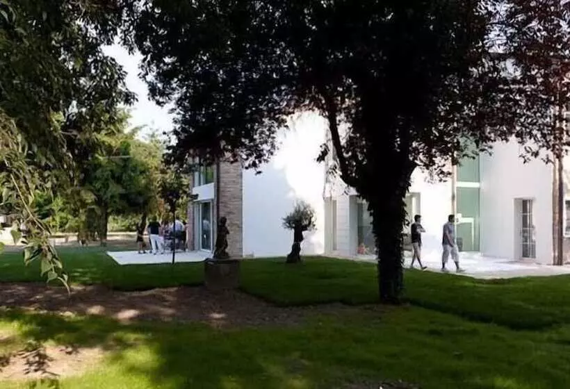 هتل Horti Della Fasanara