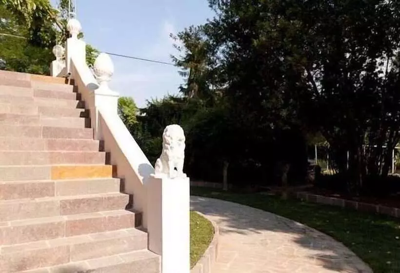 هتل Horti Della Fasanara