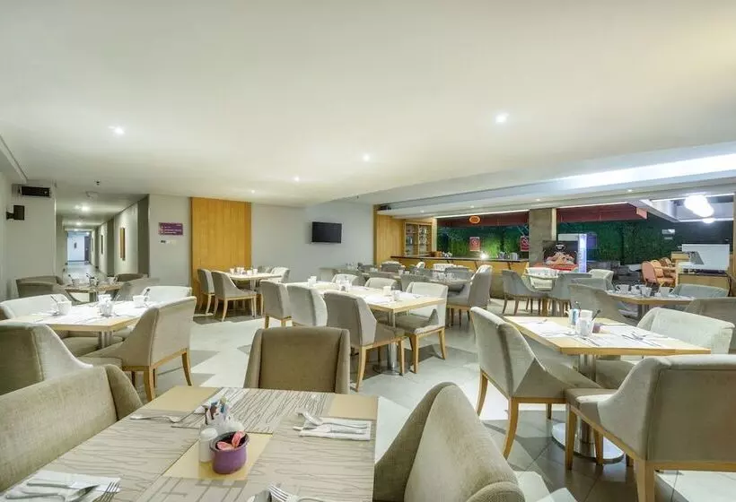 Quest Hotel Kuta By Aston