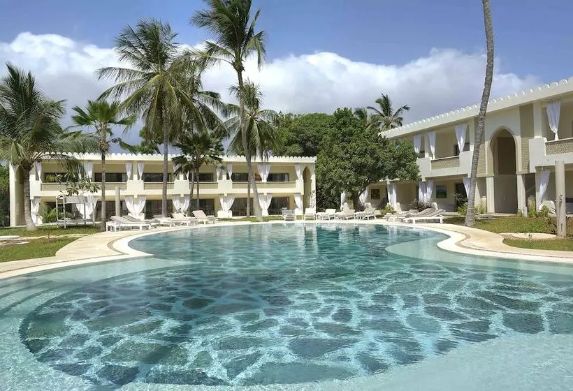 استراحتگاه Sandies Malindi Dream Garden