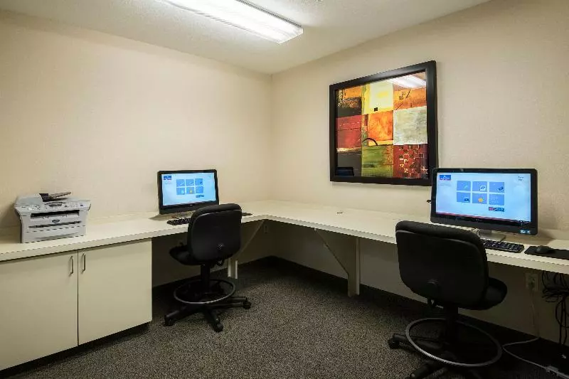 Отель Candlewood Suites Conway, An Ihg