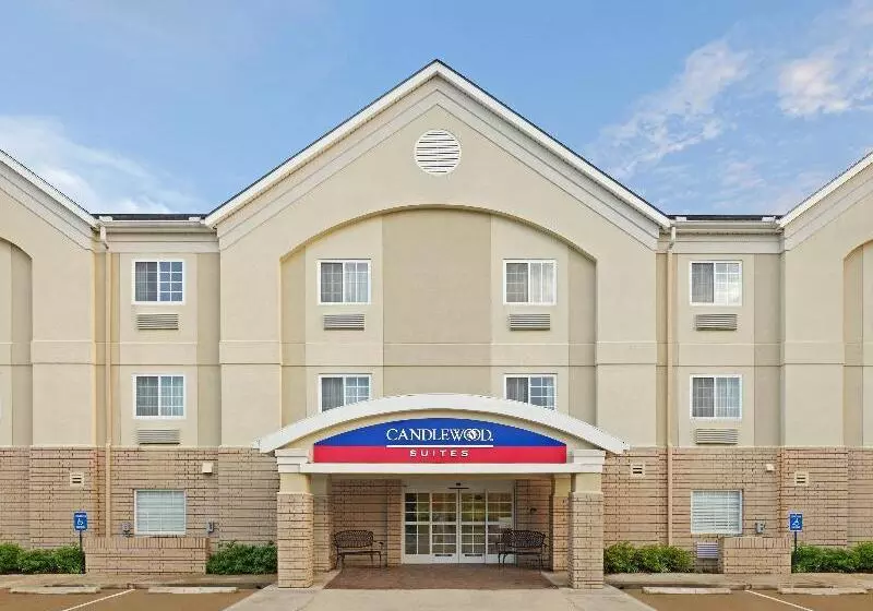 Отель Candlewood Suites Conway, An Ihg