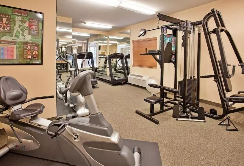 Отель Candlewood Suites Junction City Ft. Riley, An Ihg