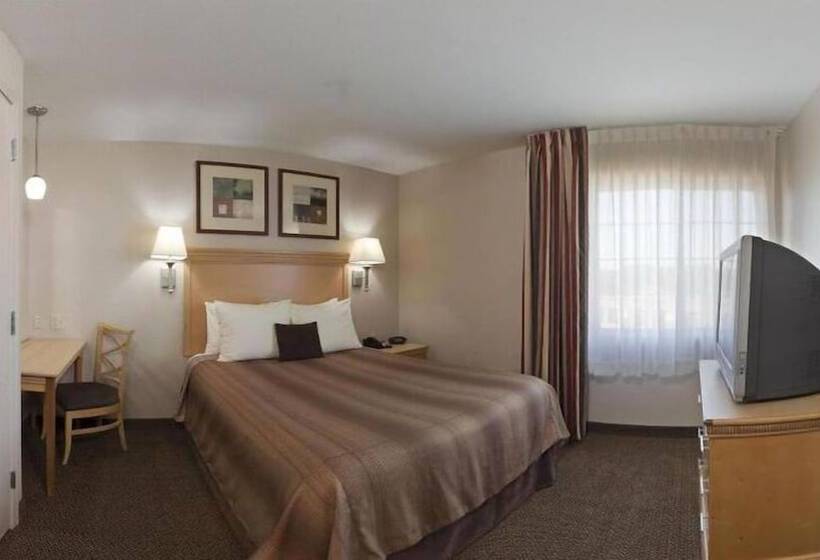 ホテル Candlewood Suites Junction City   Ft. Riley, An Ihg