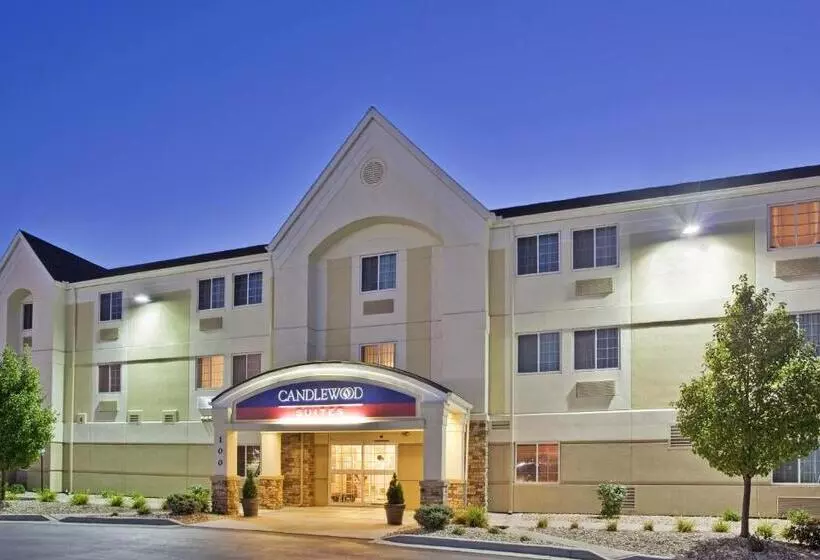 Отель Candlewood Suites Junction City Ft. Riley, An Ihg
