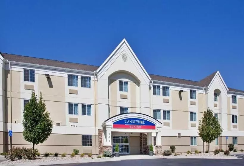 Отель Candlewood Suites Junction City Ft. Riley, An Ihg