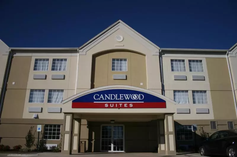 酒店 Candlewood Suites Lake Charles Sulphur, An Ihg
