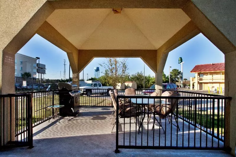 酒店 Candlewood Suites Lake Charles Sulphur, An Ihg