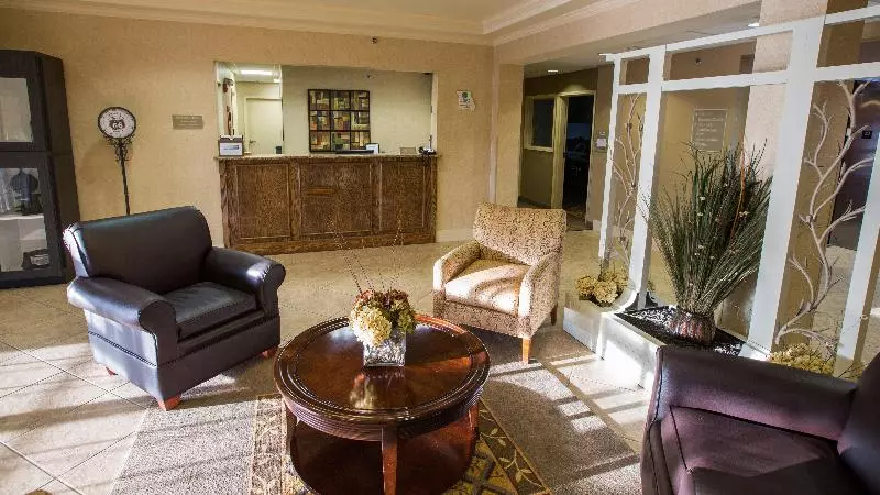 호텔 Candlewood Suites Springfield, An Ihg