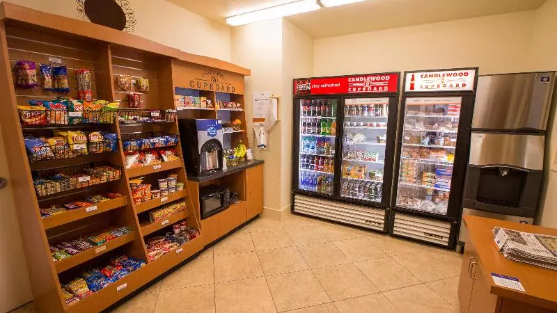 호텔 Candlewood Suites Springfield, An Ihg